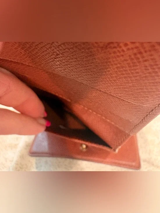 Authentic Vintage Louis Vuitton Monogram Compact Wallet - Picture 7 of 15